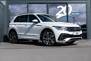 Used 2022 Volkswagen Tiguan R-Line White - Interior and Exterior details 10