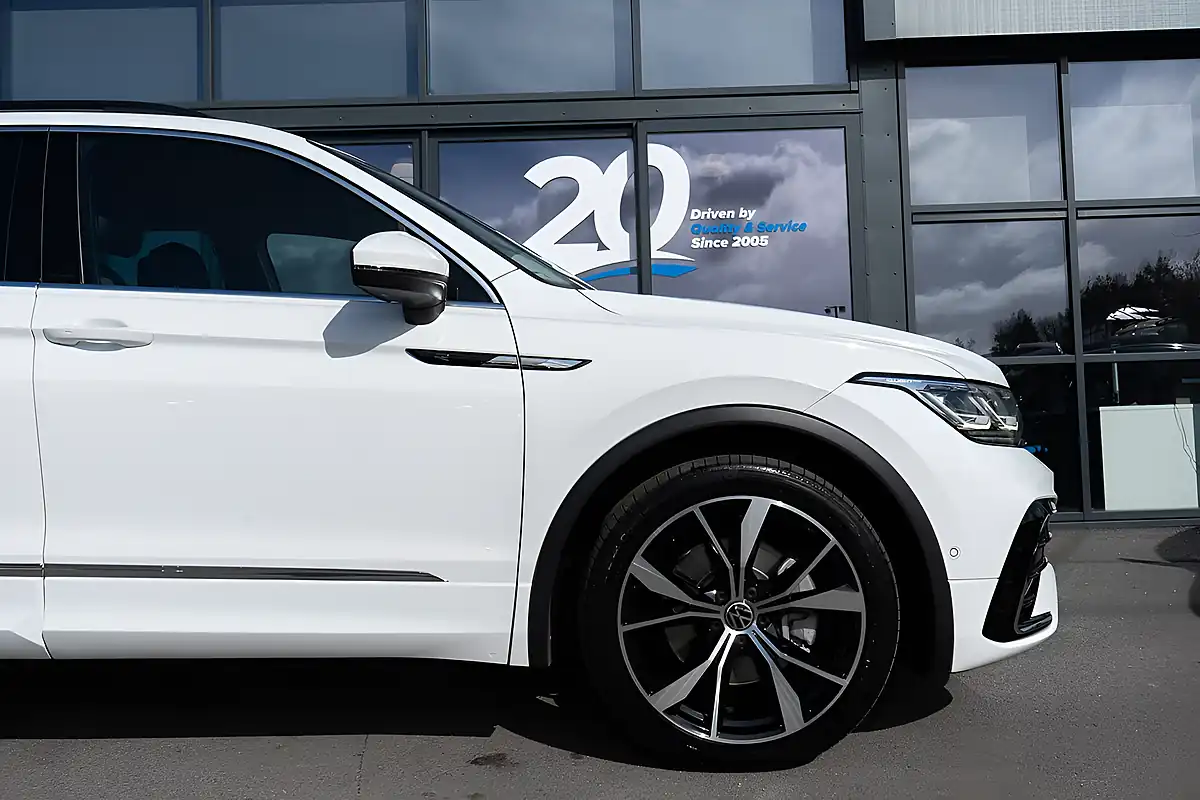 Used 2022 Volkswagen Tiguan R-Line White - Interior and Exterior details 15