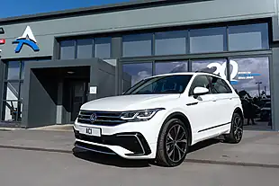 Used 2022 Volkswagen Tiguan R-Line White - Interior and Exterior details 3