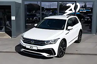 Used 2022 Volkswagen Tiguan R-Line White - Interior and Exterior details 5