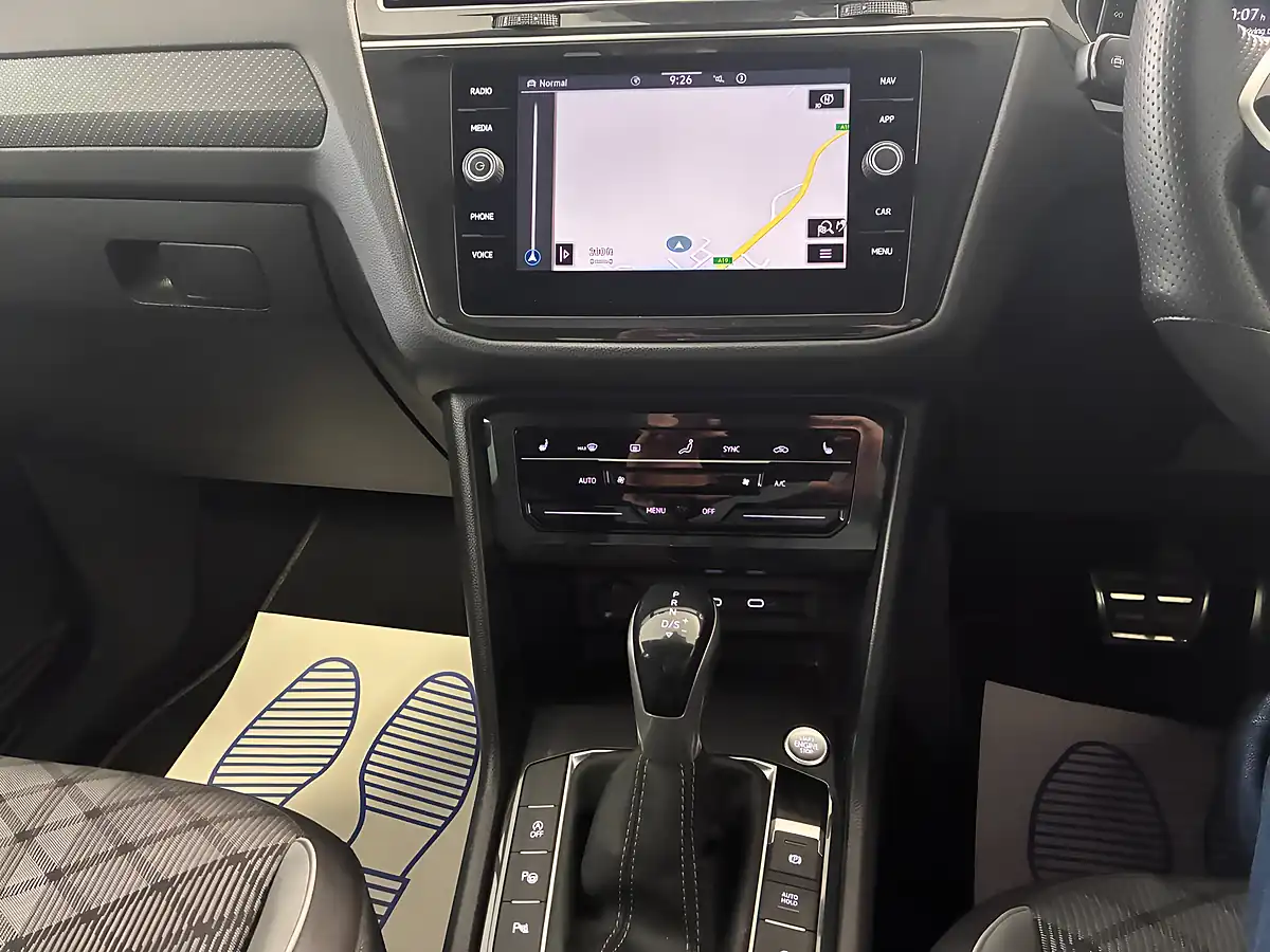 Used 2022 Volkswagen Tiguan R-Line White - Interior and Exterior details 13