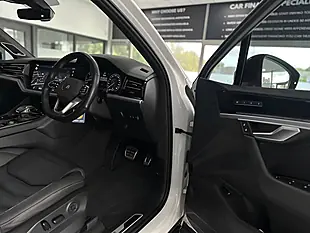 Used 2022 Volkswagen Touareg Black Edition White - Interior and Exterior details 12