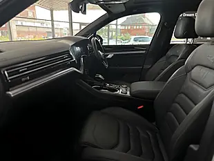 Used 2022 Volkswagen Touareg Black Edition White - Interior and Exterior details 19