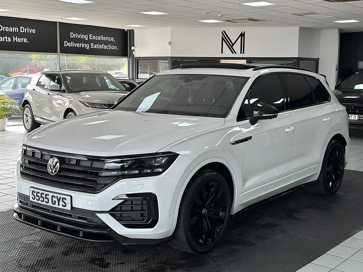Used 2022 Volkswagen Touareg Black Edition White - Interior and Exterior details 7
