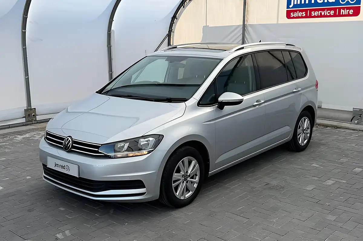 Used 2022 Volkswagen Touran Se Family Silver - Interior and Exterior details 4