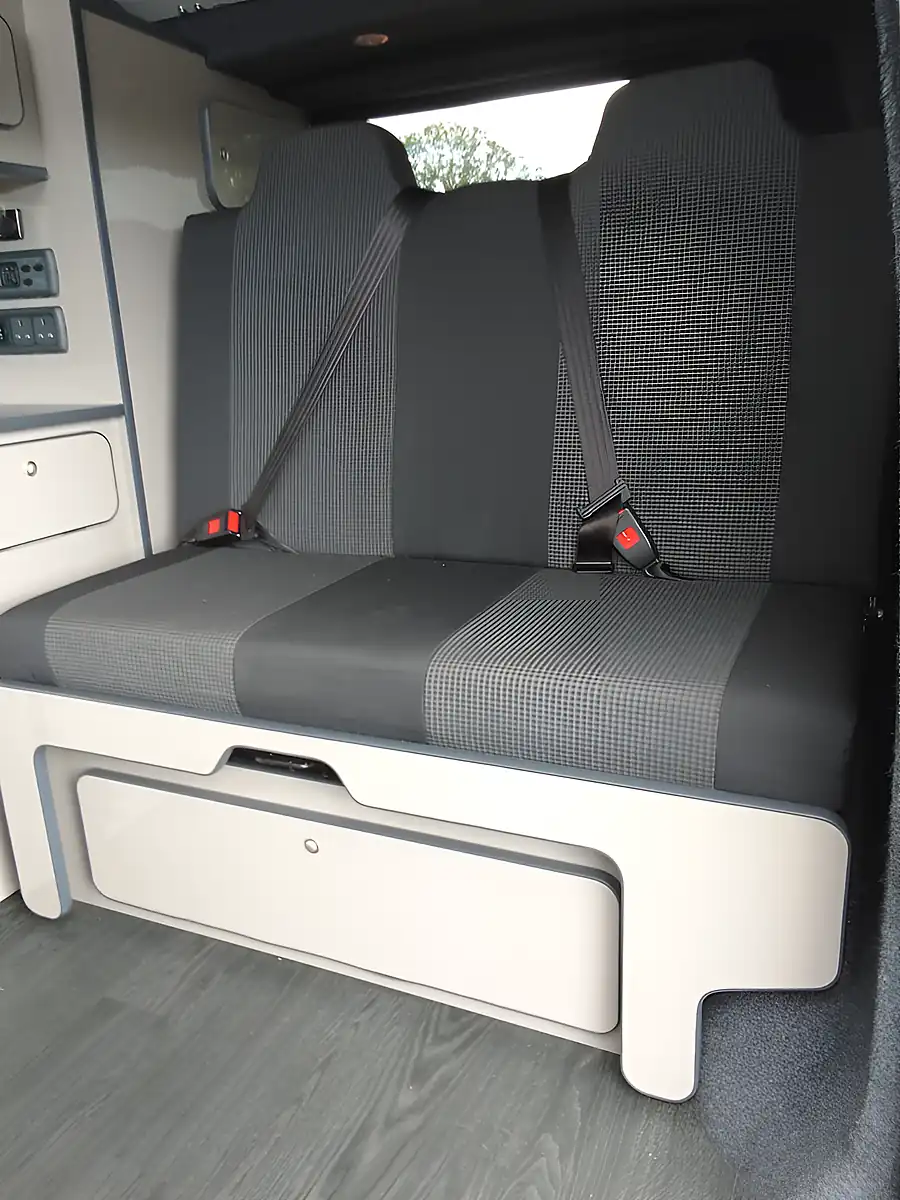 Used 2022 Volkswagen Transporter Camperking Ascot Grey - Interior and Exterior details 12