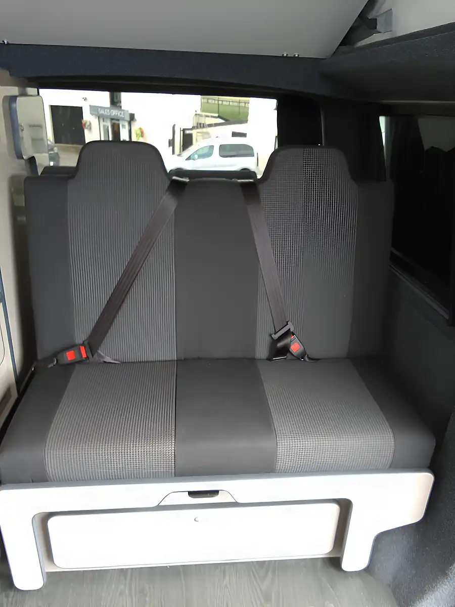 Used 2022 Volkswagen Transporter Camperking Ascot Grey - Interior and Exterior details 13
