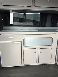 Used 2022 Volkswagen Transporter Camperking Ascot Grey - Interior and Exterior details 9
