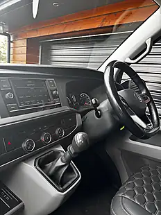 Used 2022 Volkswagen Transporter Highline Black - Interior and Exterior details 11