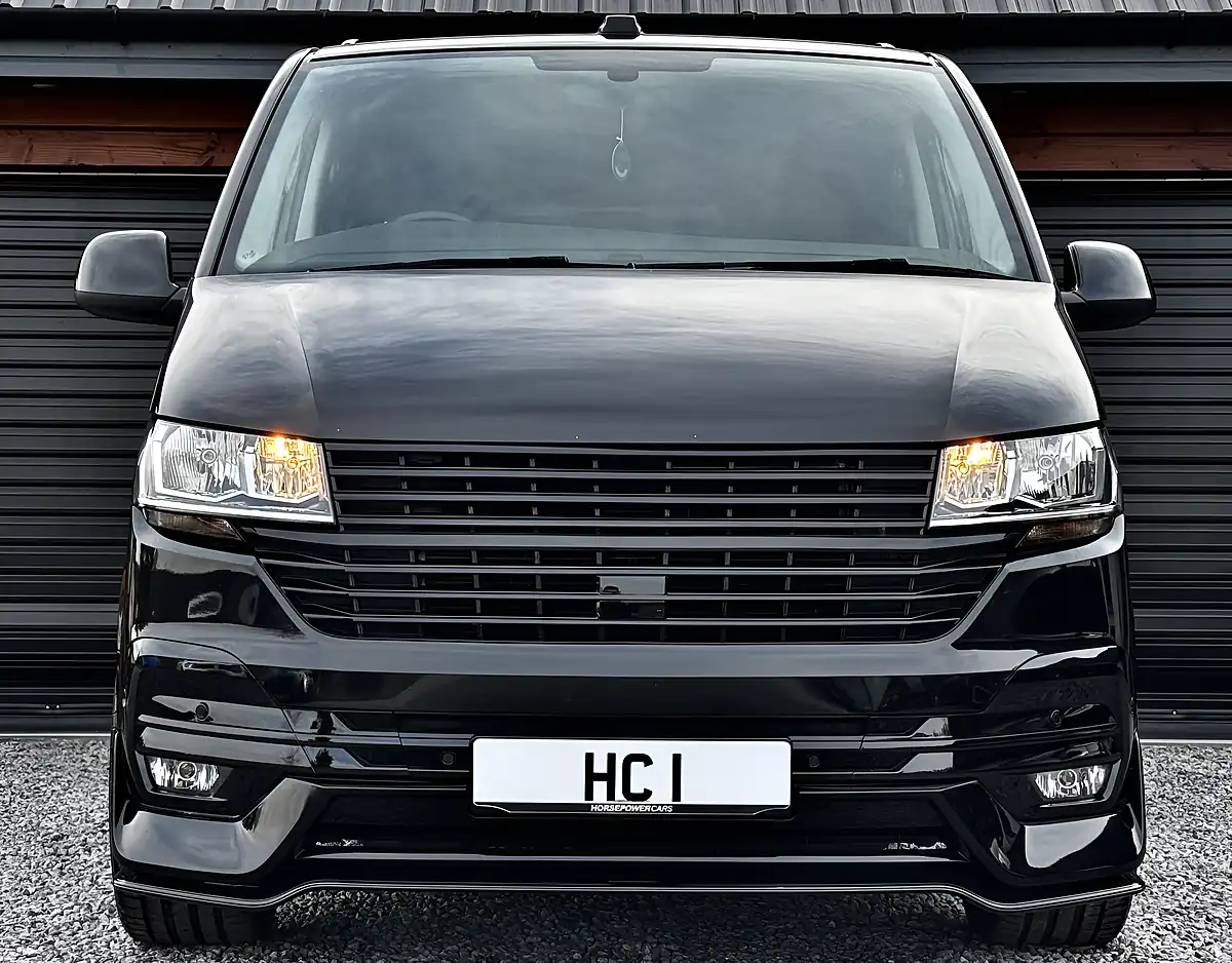 Used 2022 Volkswagen Transporter Highline Black - Interior and Exterior details 3