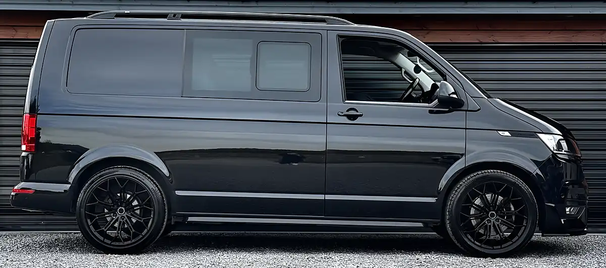 Used 2022 Volkswagen Transporter Highline Black - Interior and Exterior details 5