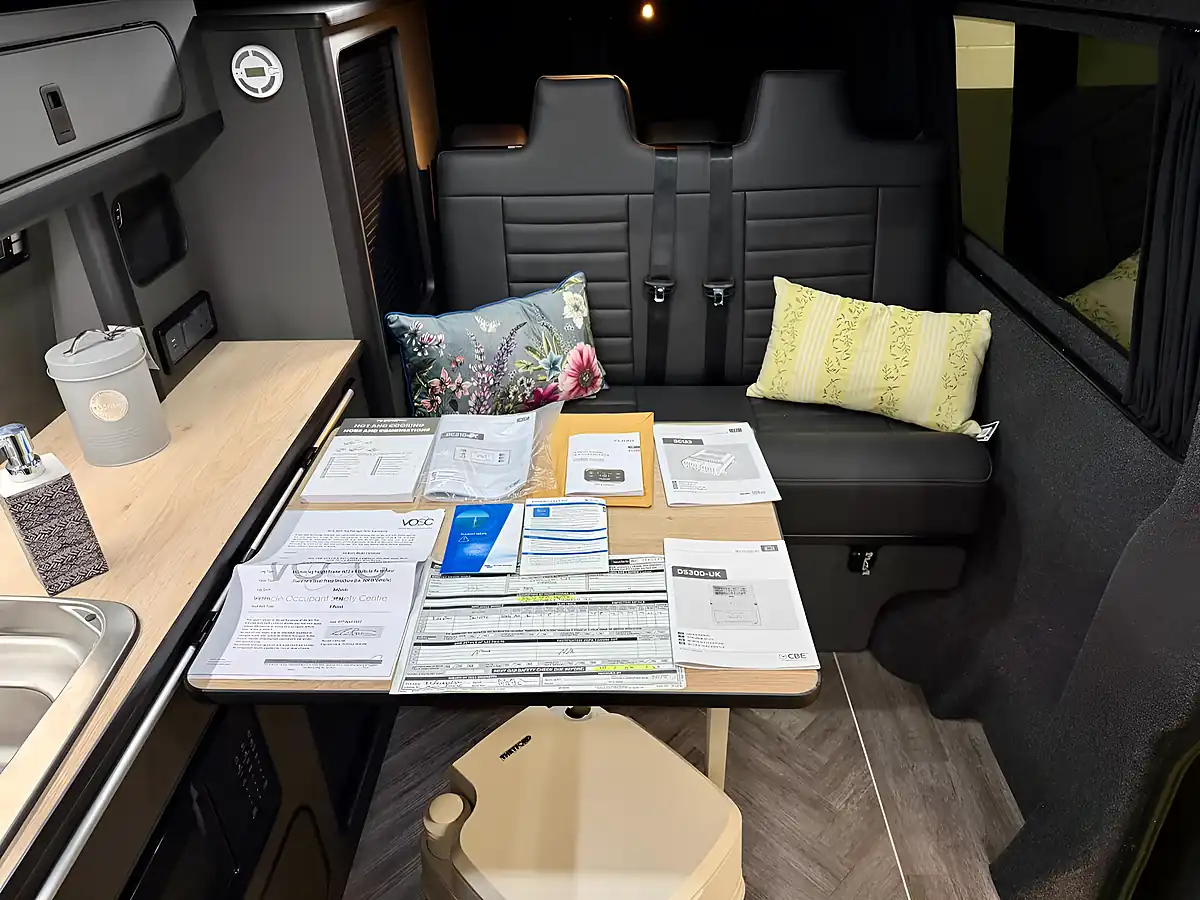 Used 2022 Volkswagen Transporter Highline Blue - Interior and Exterior details 14