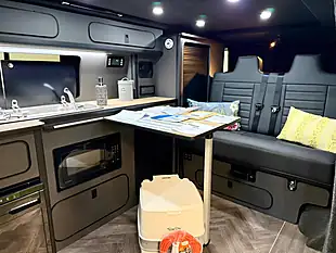 Used 2022 Volkswagen Transporter Highline Blue - Interior and Exterior details 2