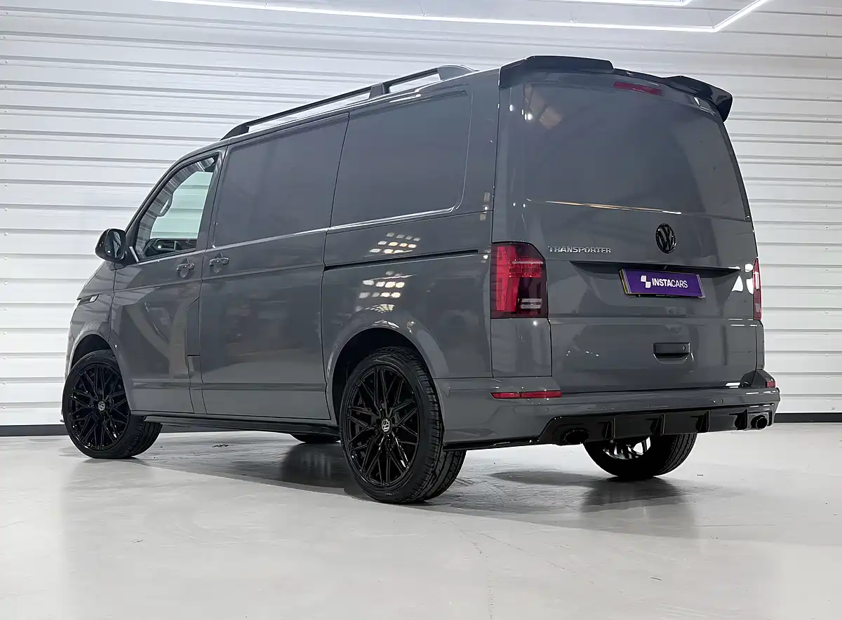Used 2022 Volkswagen Transporter Highline Grey - Interior and Exterior details 10