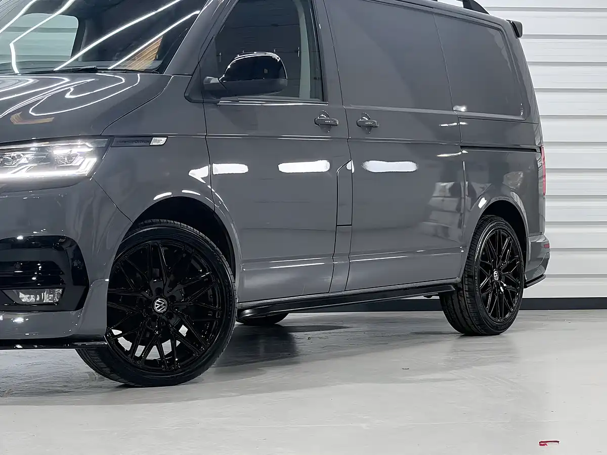 Used 2022 Volkswagen Transporter Highline Grey - Interior and Exterior details 15