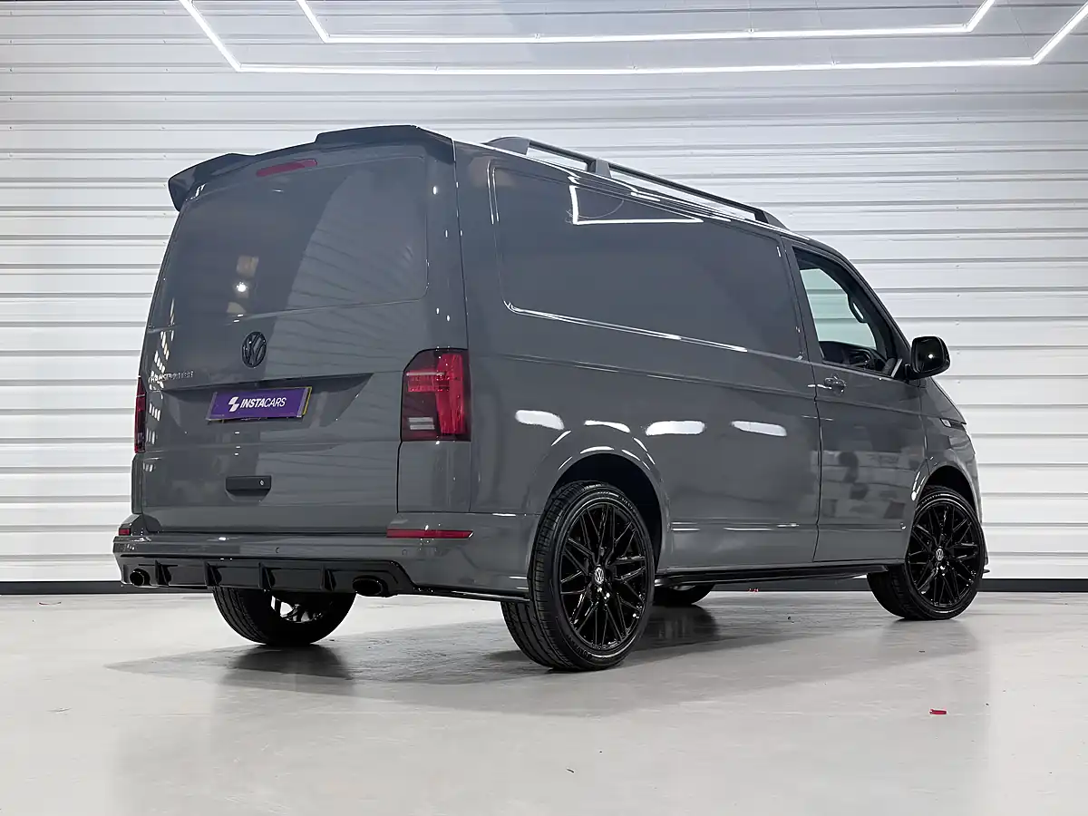 Used 2022 Volkswagen Transporter Highline Grey - Interior and Exterior details 2
