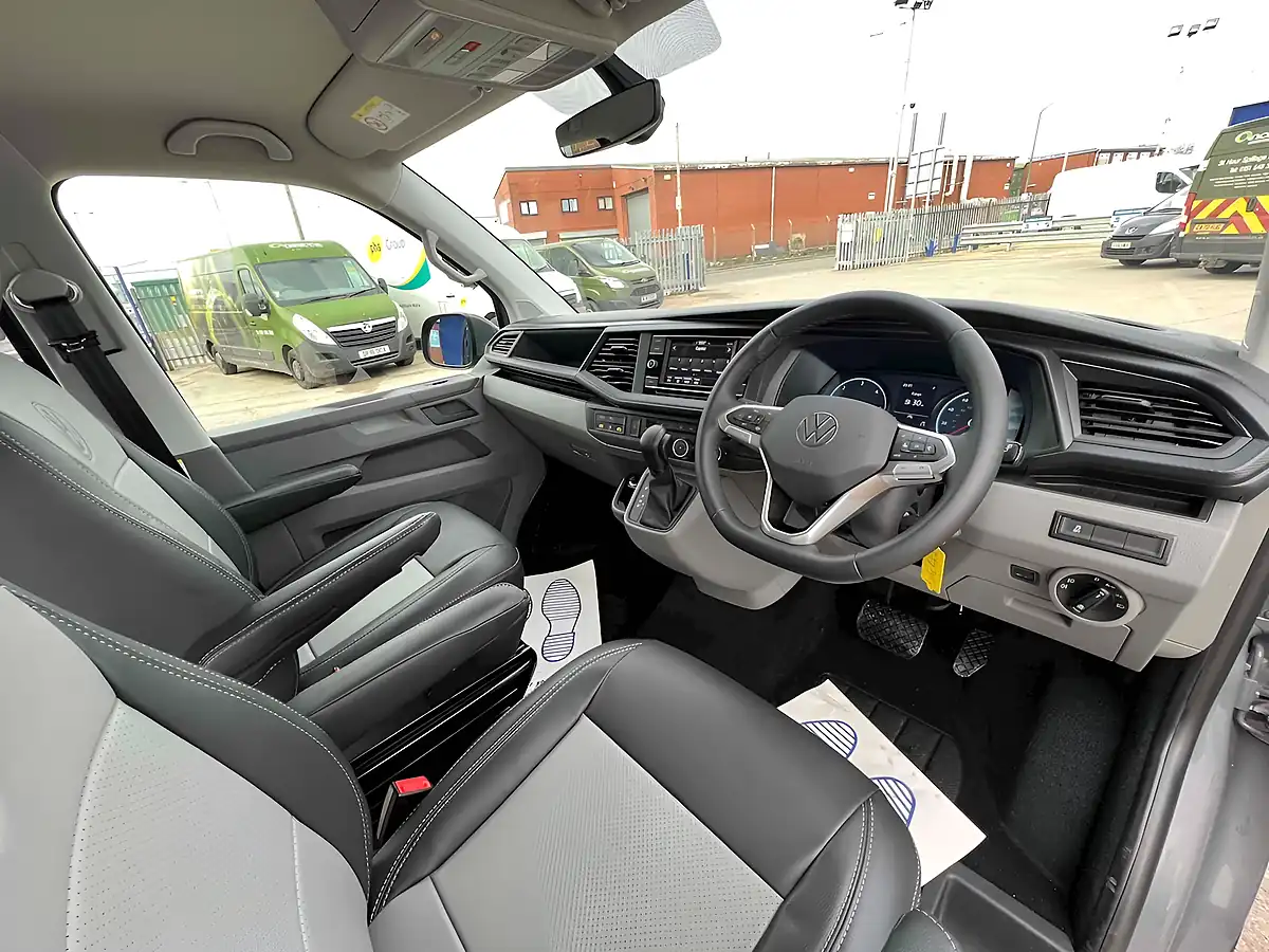 Used 2022 Volkswagen Transporter Highline Grey - Interior and Exterior details 13