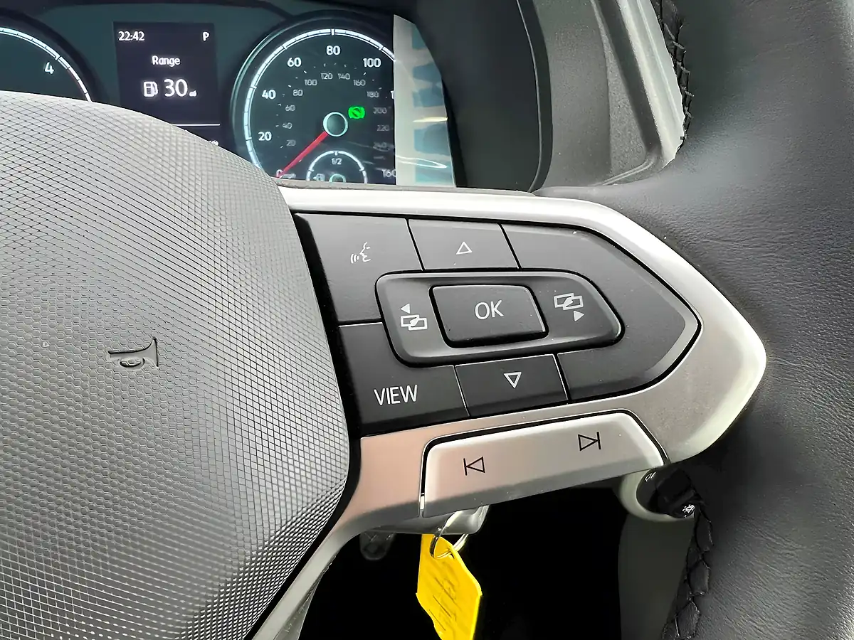 Used 2022 Volkswagen Transporter Highline Grey - Interior and Exterior details 18