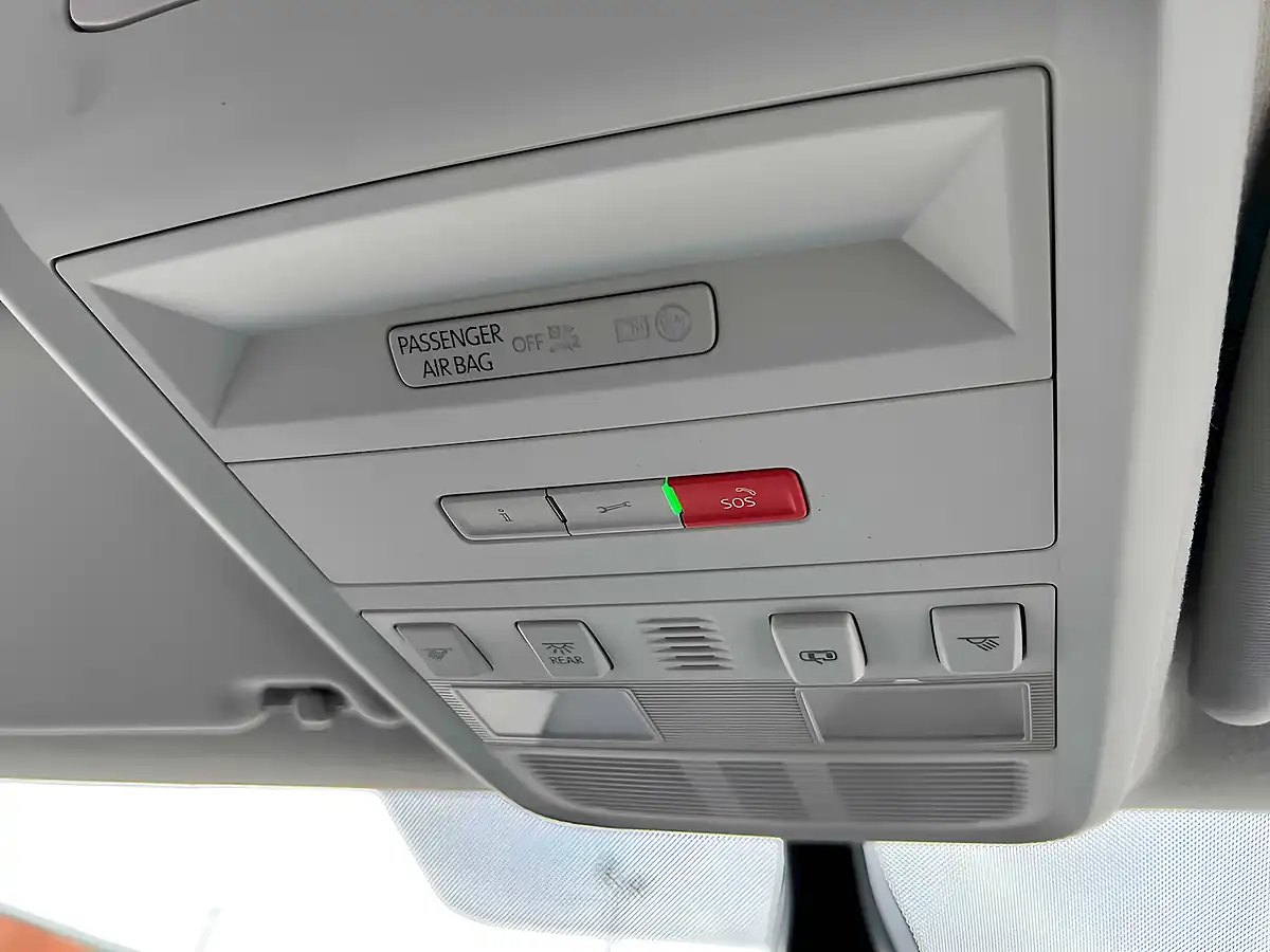 Used 2022 Volkswagen Transporter Highline Grey - Interior and Exterior details 19