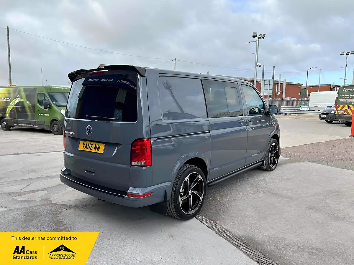 Used 2022 Volkswagen Transporter Highline Grey - Interior and Exterior details 6