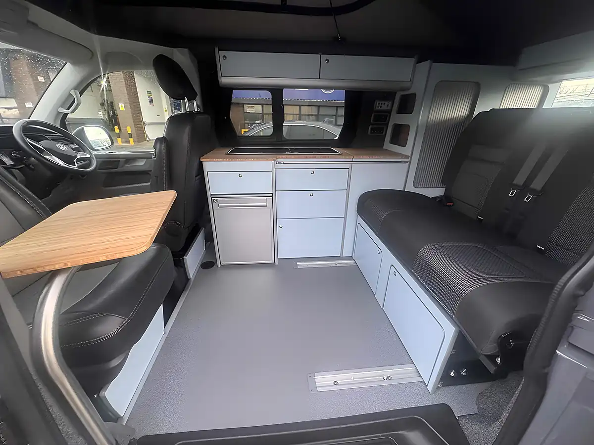 Used 2022 Volkswagen Transporter Highline Grey - Interior and Exterior details 10