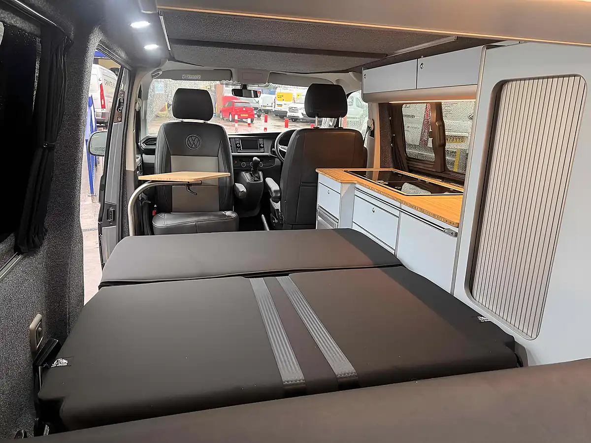 Used 2022 Volkswagen Transporter Highline Grey - Interior and Exterior details 12
