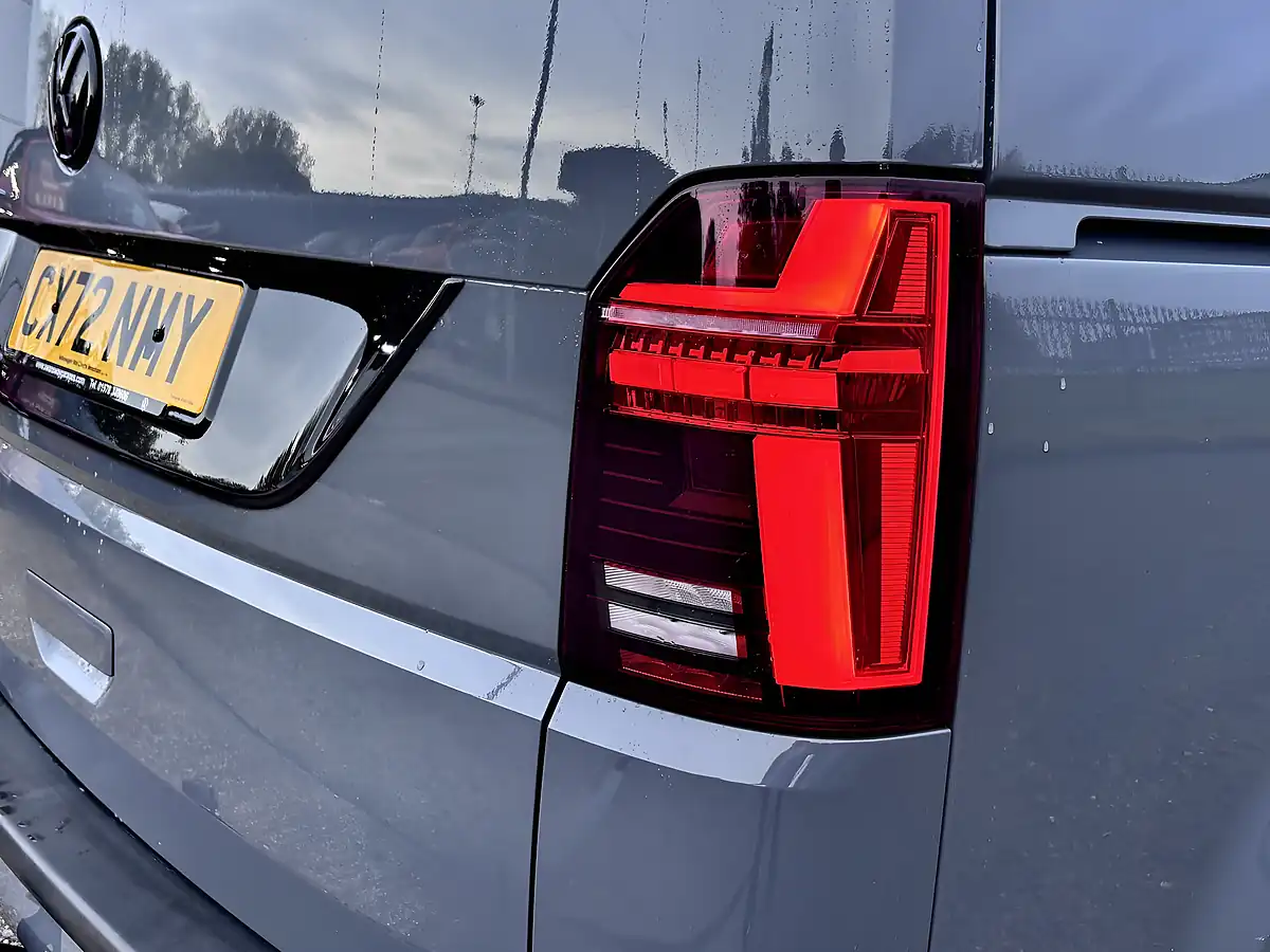 Used 2022 Volkswagen Transporter Highline Grey - Interior and Exterior details 10