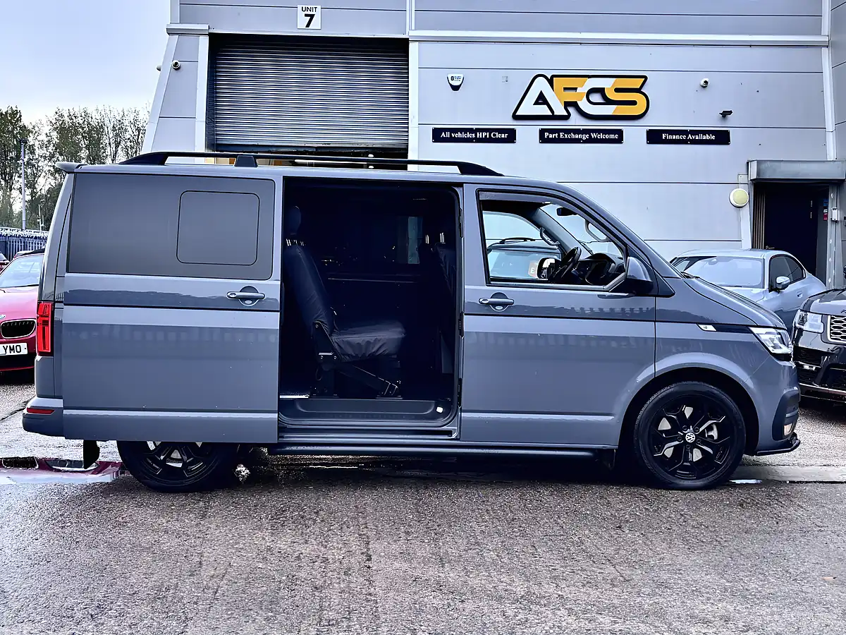 Used 2022 Volkswagen Transporter Highline Grey - Interior and Exterior details 5