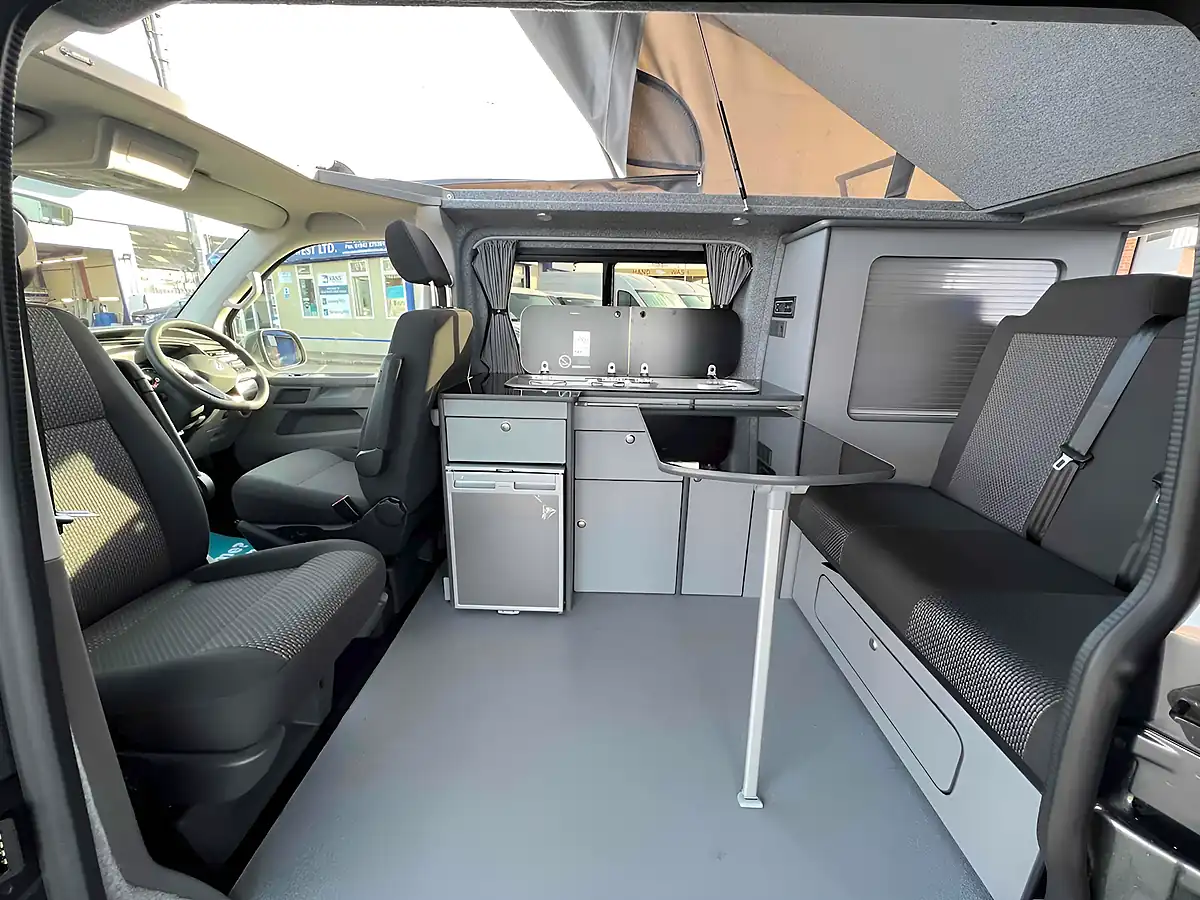 Used 2022 Volkswagen Transporter Highline Indium Grey - Interior and Exterior details 13