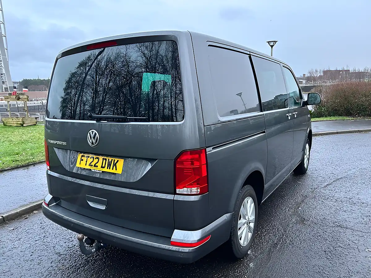 Used 2022 Volkswagen Transporter Highline Kombi Indium Grey - Interior and Exterior details 11