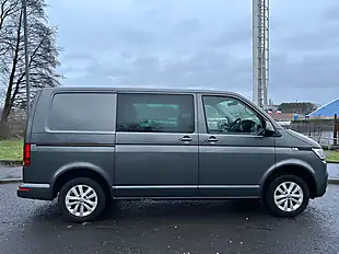 Used 2022 Volkswagen Transporter Highline Kombi Indium Grey - Interior and Exterior details 14
