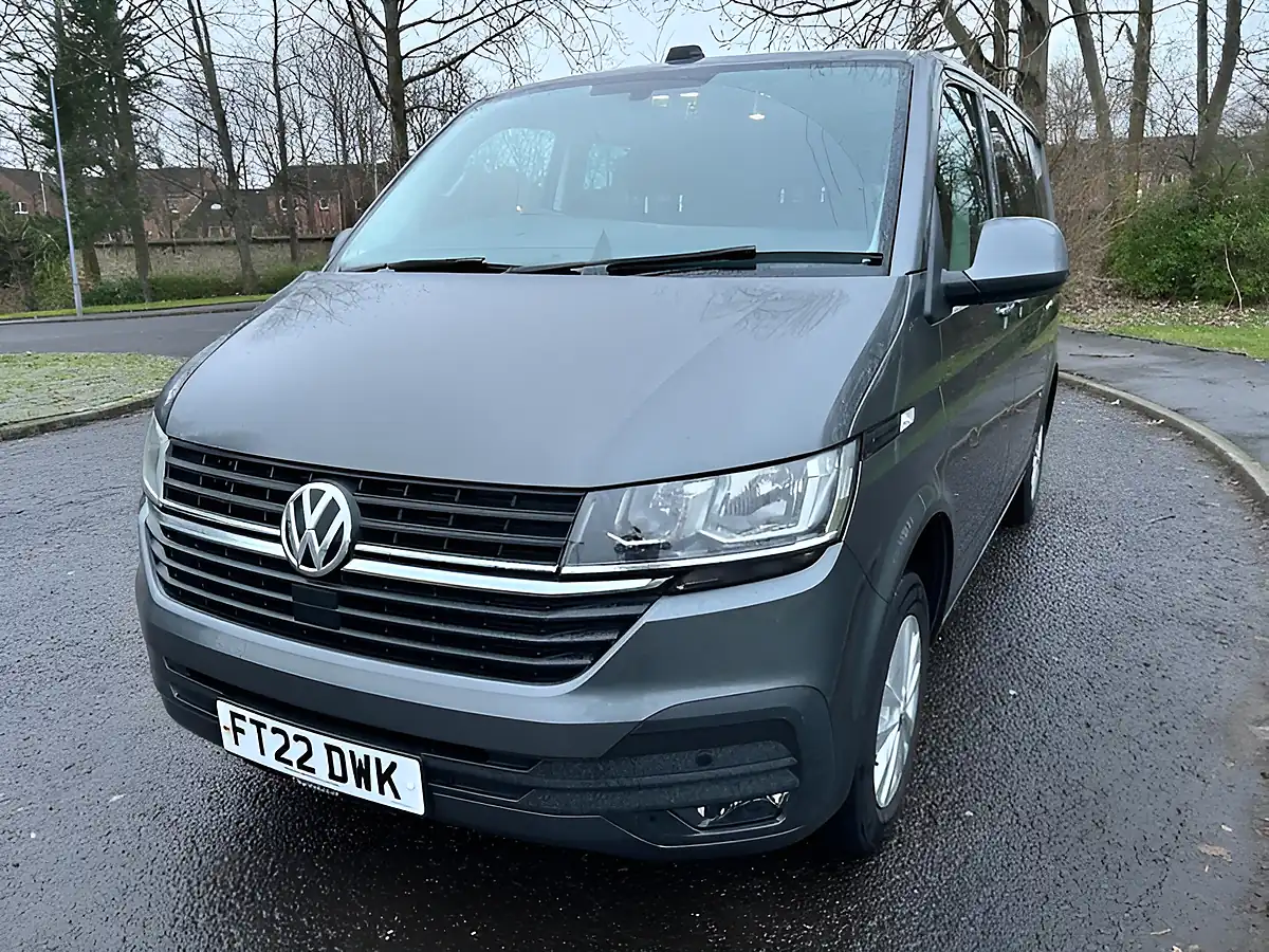 Used 2022 Volkswagen Transporter Highline Kombi Indium Grey - Interior and Exterior details 4