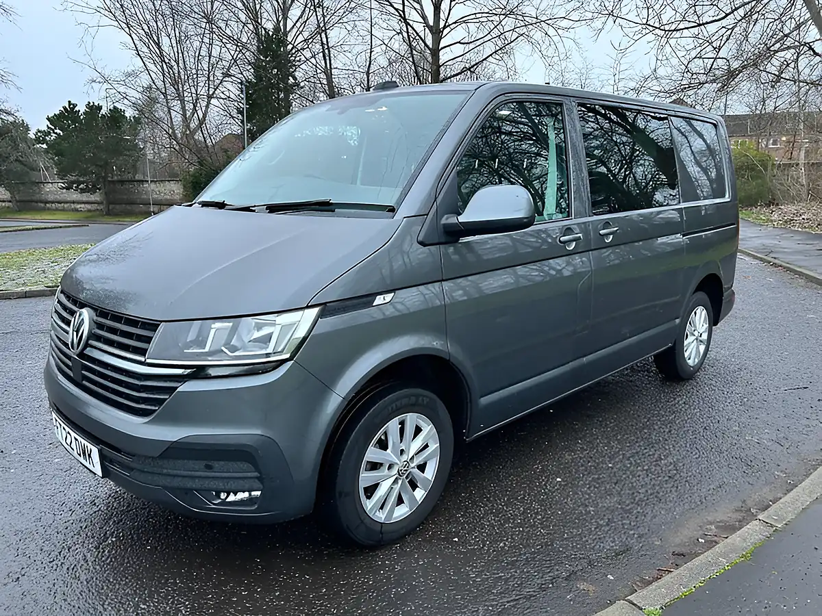 Used 2022 Volkswagen Transporter Highline Kombi Indium Grey - Interior and Exterior details 5