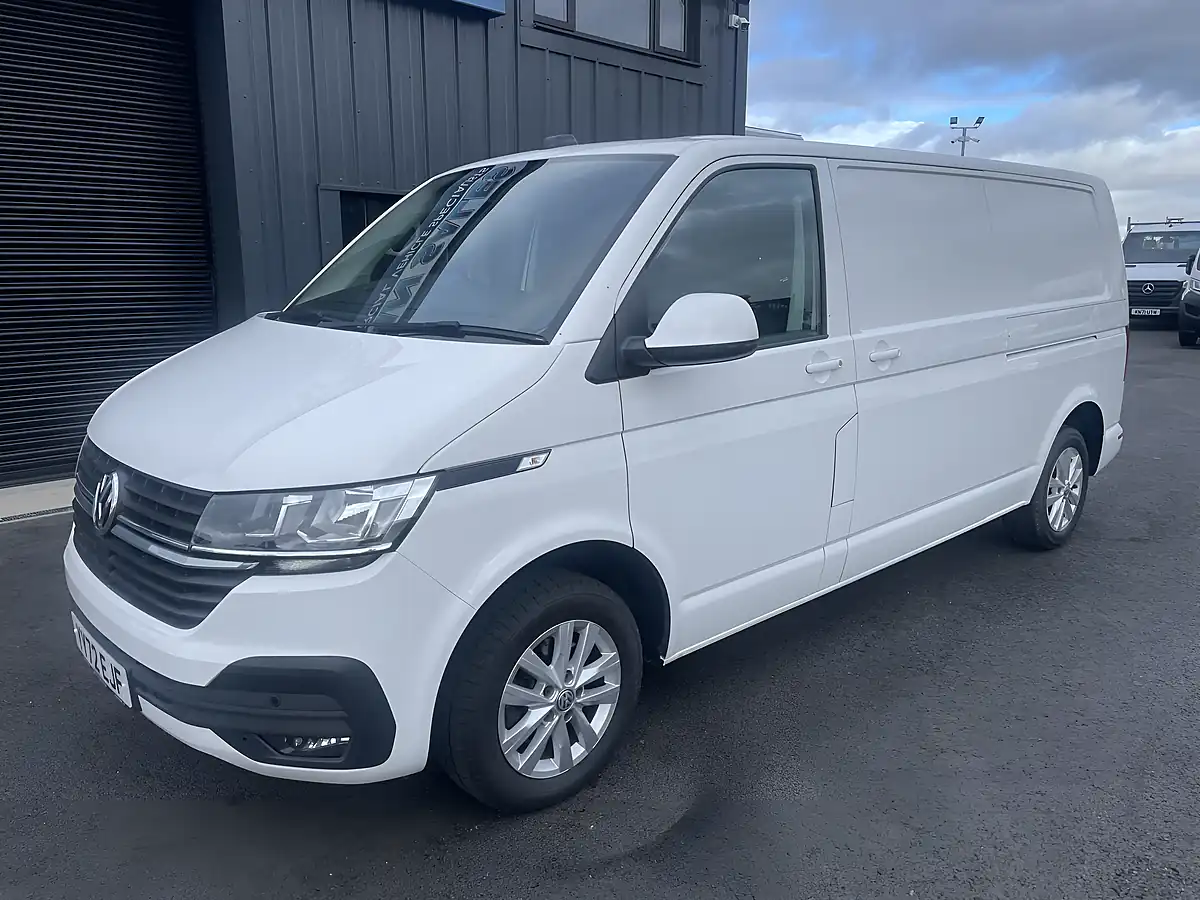 Used 2022 Volkswagen Transporter Highline Lwb White - Interior and Exterior details 2