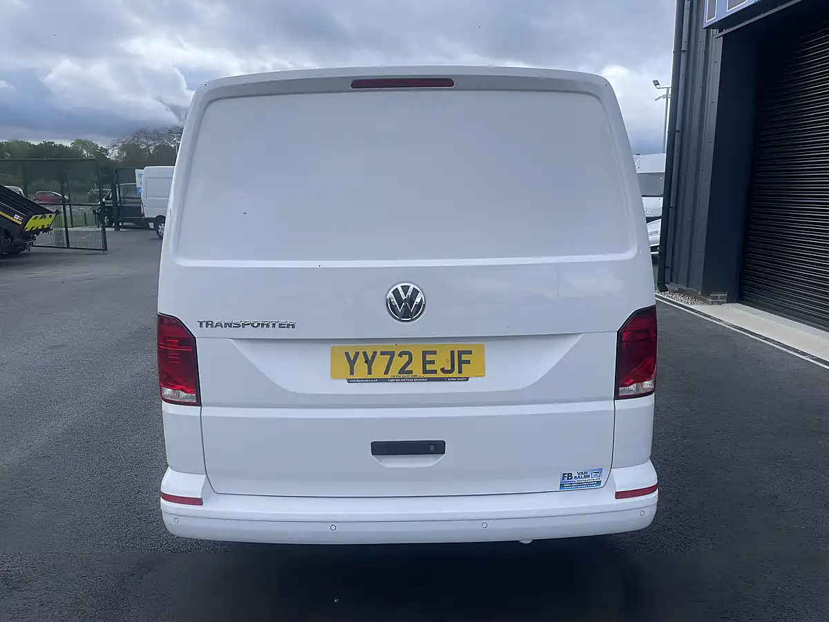 Used 2022 Volkswagen Transporter Highline Lwb White - Interior and Exterior details 6