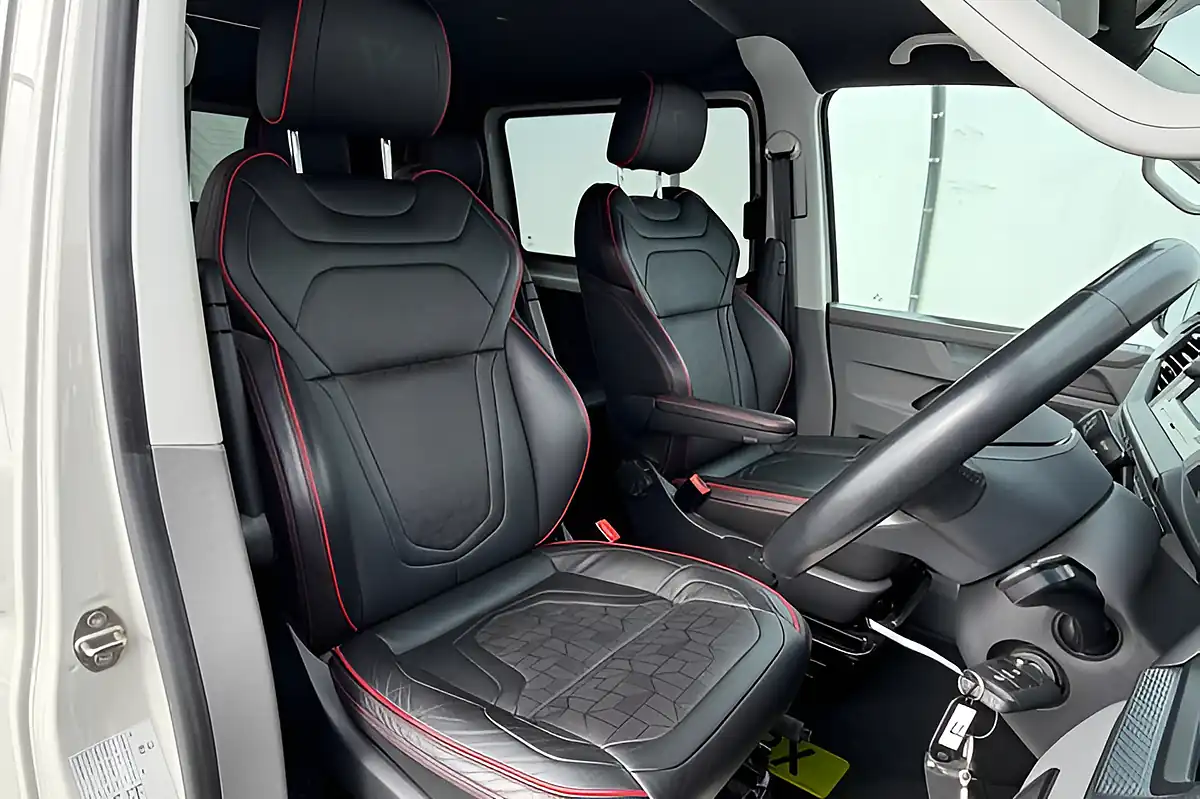 Used 2022 Volkswagen Transporter Kombi Highline Grey - Interior and Exterior details 11