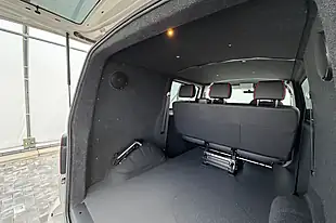 Used 2022 Volkswagen Transporter Kombi Highline Grey - Interior and Exterior details 17