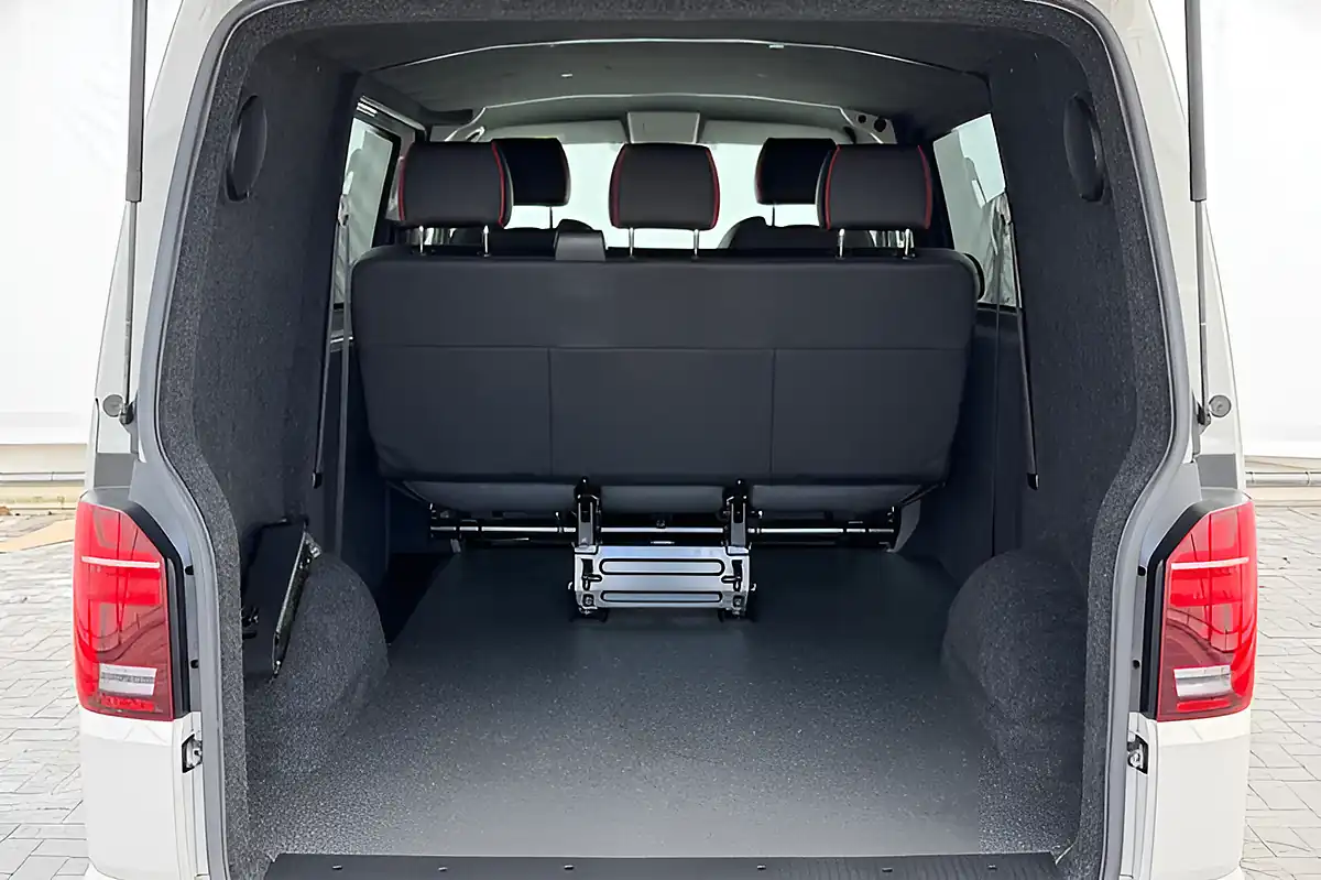 Used 2022 Volkswagen Transporter Kombi Highline Grey - Interior and Exterior details 18