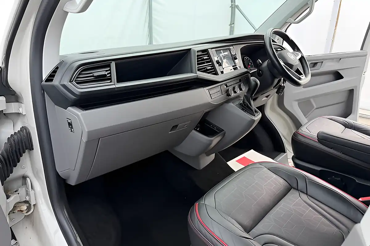 Used 2022 Volkswagen Transporter Kombi Highline Grey - Interior and Exterior details 19