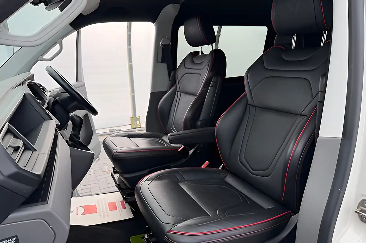 Used 2022 Volkswagen Transporter Kombi Highline Grey - Interior and Exterior details 20