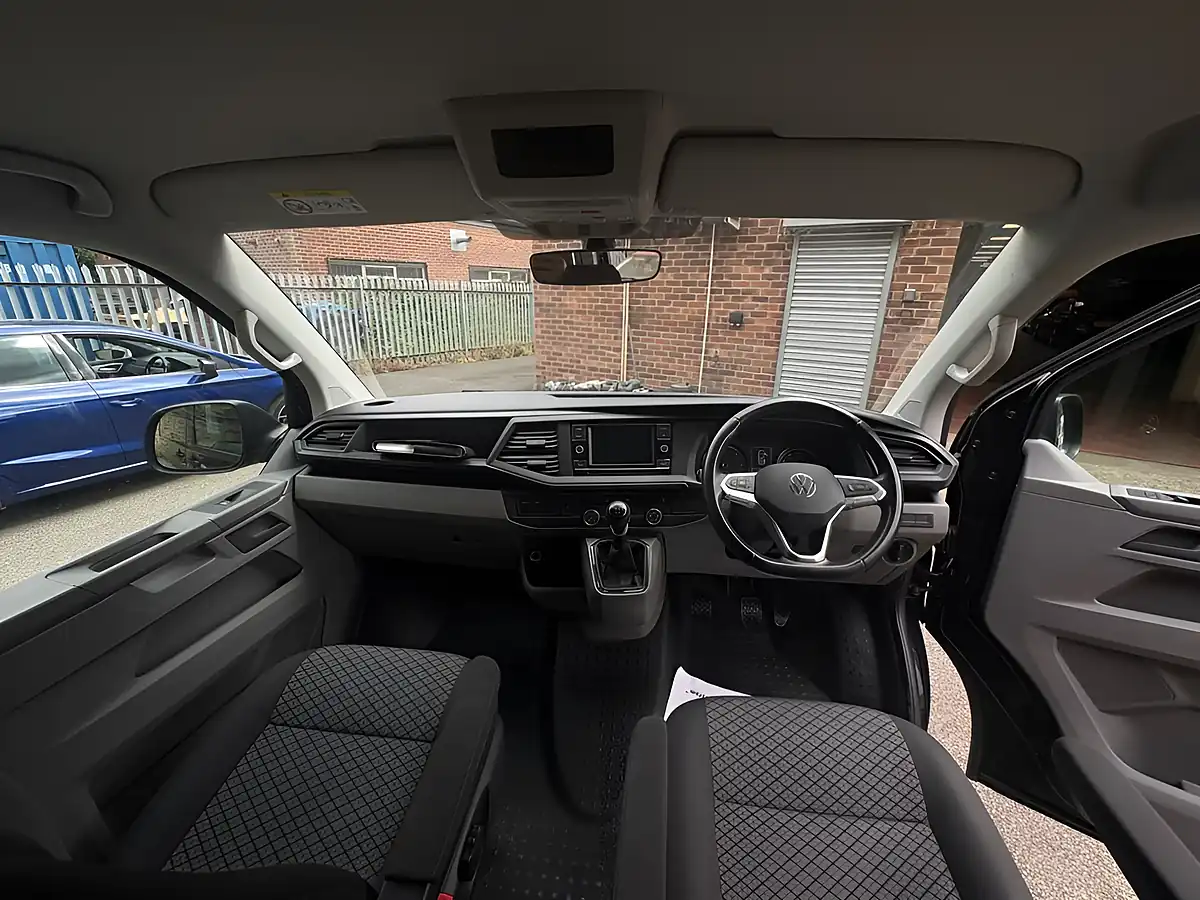 Used 2022 Volkswagen Transporter Shuttle S Black - Interior and Exterior details 10