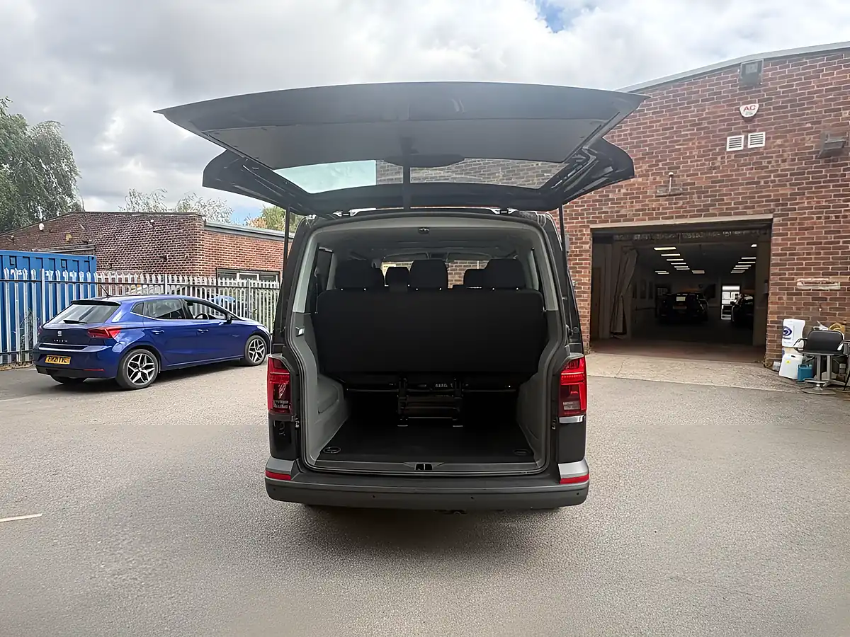 Used 2022 Volkswagen Transporter Shuttle S Black - Interior and Exterior details 3