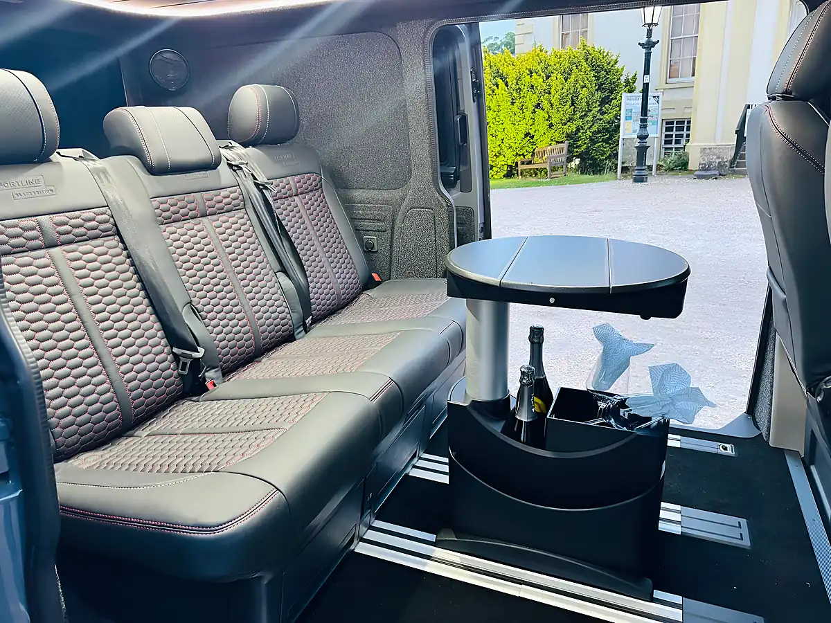 Used 2022 Volkswagen Transporter Sportline Black Edition Kombi Grey - Interior and Exterior details 10