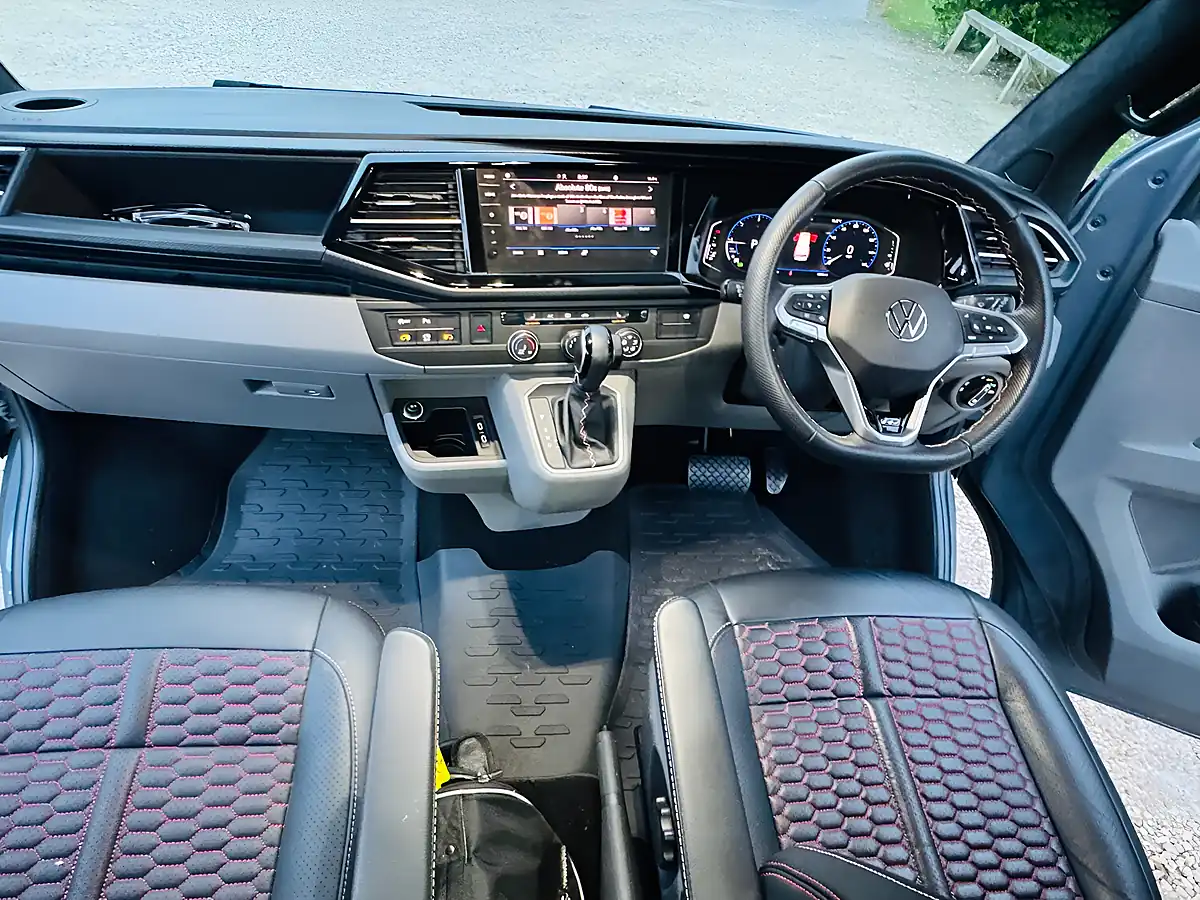 Used 2022 Volkswagen Transporter Sportline Black Edition Kombi Grey - Interior and Exterior details 7