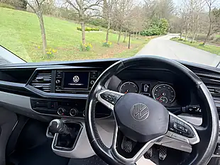 Used 2022 Volkswagen Transporter Startline Business White - Interior and Exterior details 10