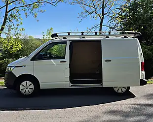 Used 2022 Volkswagen Transporter Startline Business White - Interior and Exterior details 4