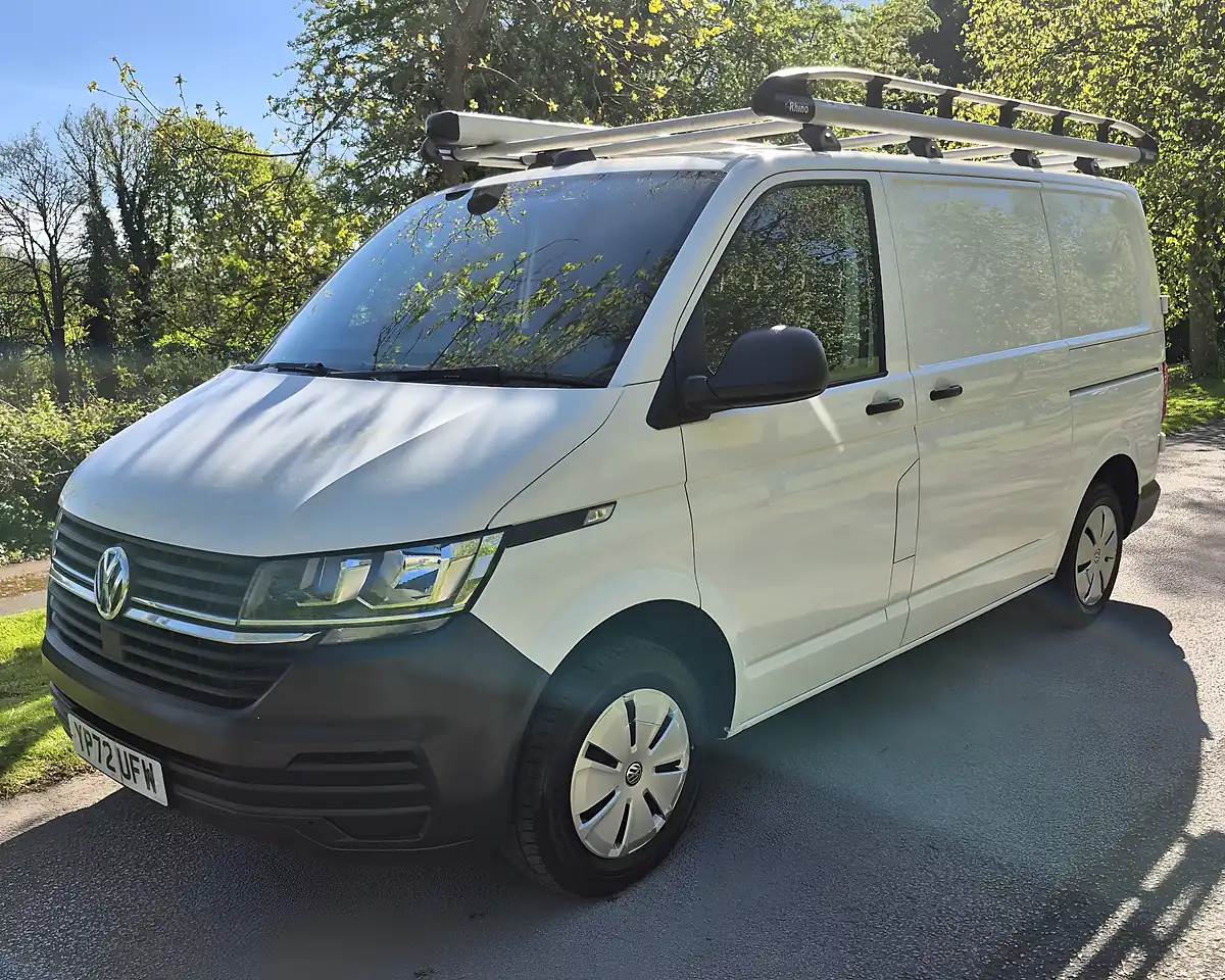 Used 2022 Volkswagen Transporter Startline Business White - Interior and Exterior details 9