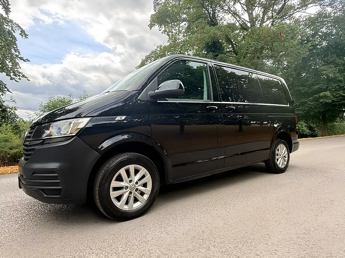 Used 2022 Volkswagen Transporter Startline Metallic Black - Interior and Exterior details 9