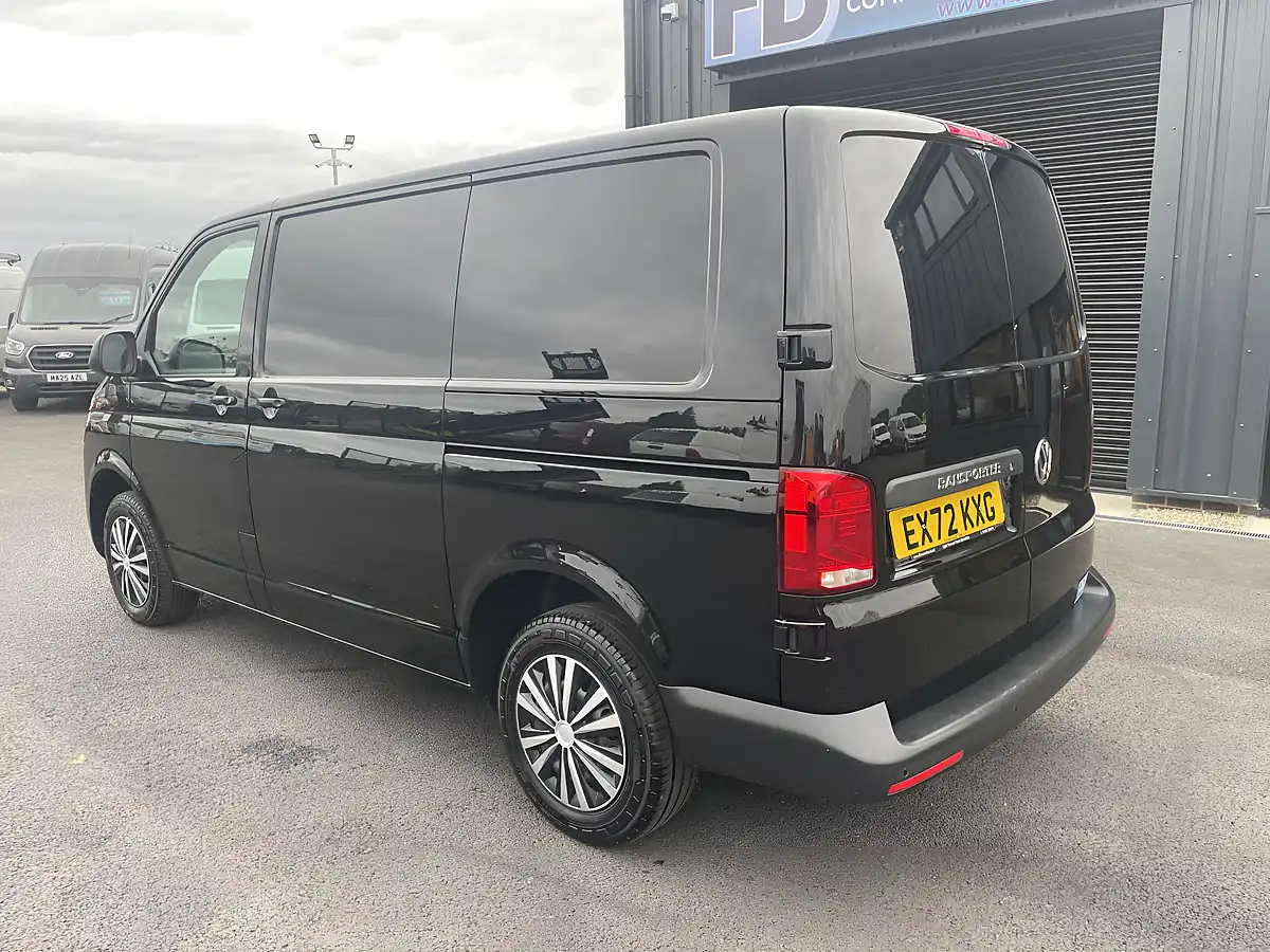 Used 2022 Volkswagen Transporter Startline Swb Black - Interior and Exterior details 7