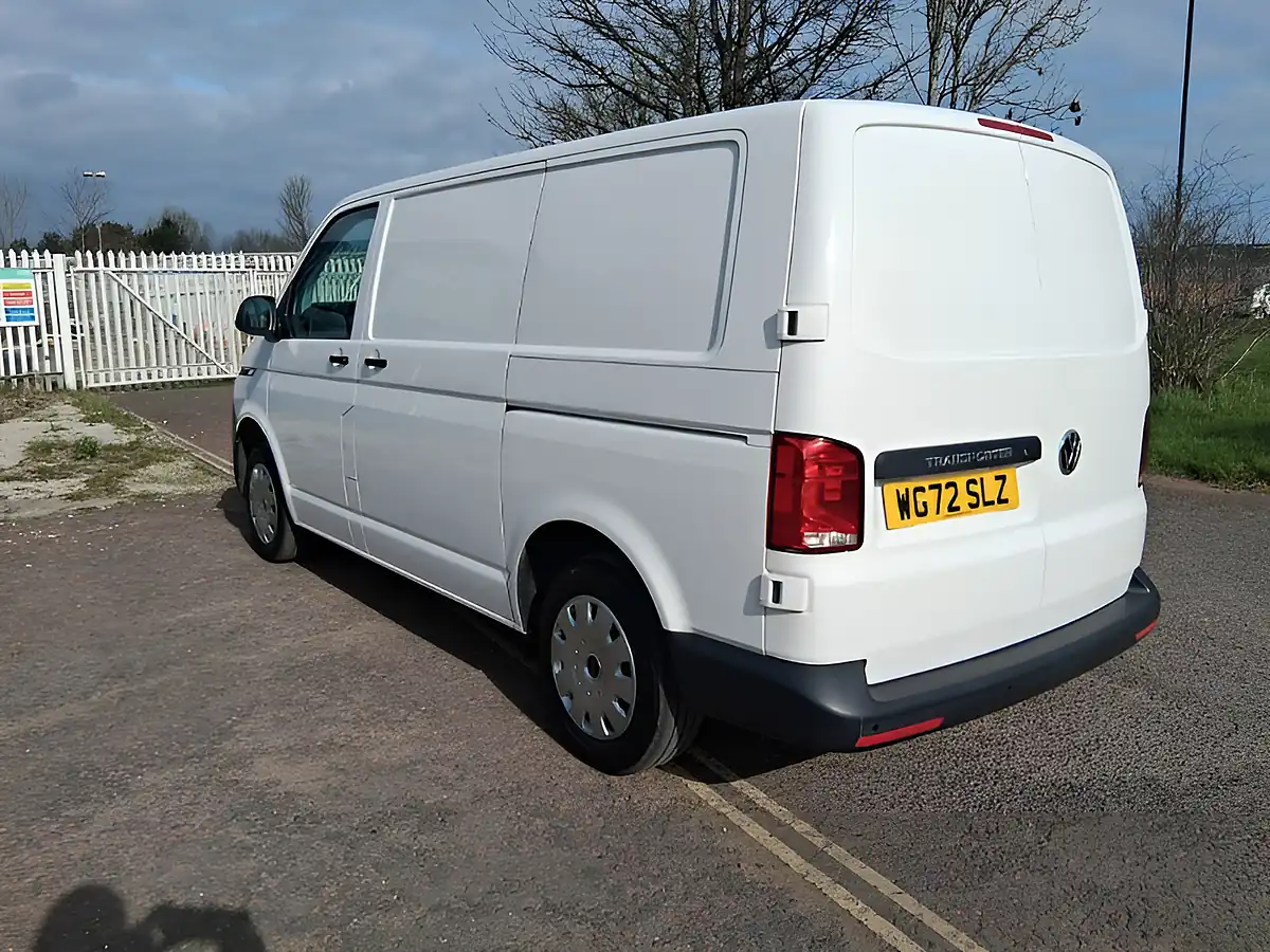 Used 2022 Volkswagen Transporter Startline White - Interior and Exterior details 3